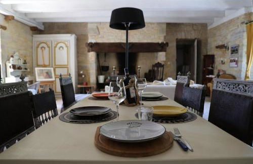 Château de Saint Chamarand - L'AILE Renaissance & LA TOUR médiévale - Foto 18