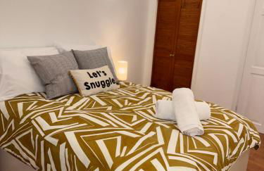 Vauxhall, river Thames, Big Ben Retreat, Central London family Stay - Photo 4