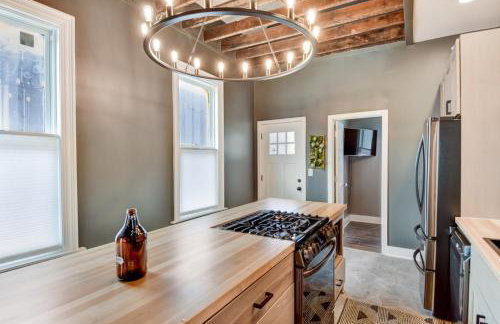 Downtown Milwaukee Area | 4BR Home | Sleeps 14 - Foto 7