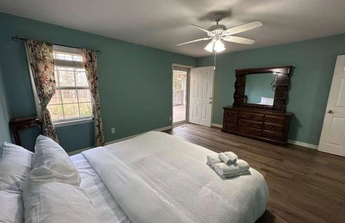 Whispering Waters Hideaway - Foto 42