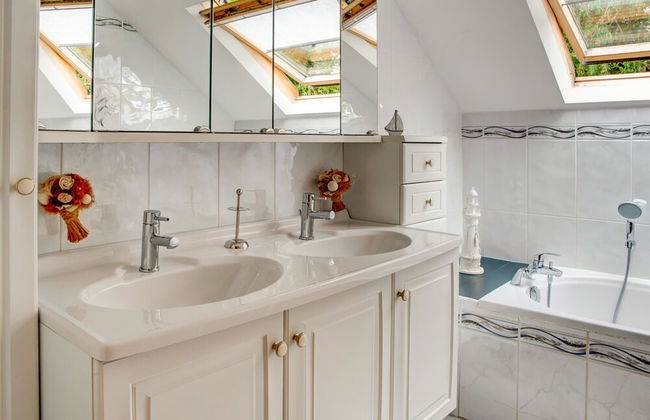 Family Escape With Pool - Foto 25