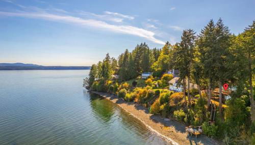 4BR waterfront home with beach access and views - Foto 3