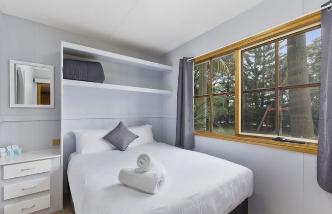 Wairo Beach Holiday Park - Photo 17