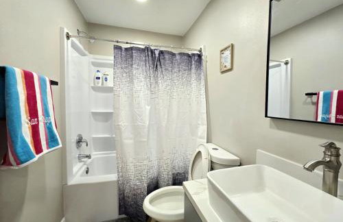 8356 Adam back unit 2bed 2bath by sdstay - Foto 17