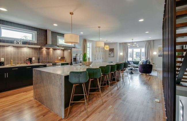 Large Group Lux 3mi Downtown - Rooftop City Views - Photo 28