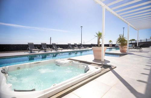 Casa Conil with a private 25 meter heated pool - Foto 4