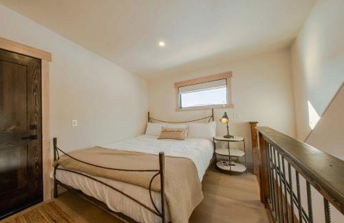 Wilderness Club Nest - Modern Cabin Retreat for 9 with Hot Tub - Foto 8