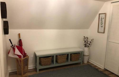 Cozy Cottage w Hot Tub, 5 min walk to Main St - Foto 13