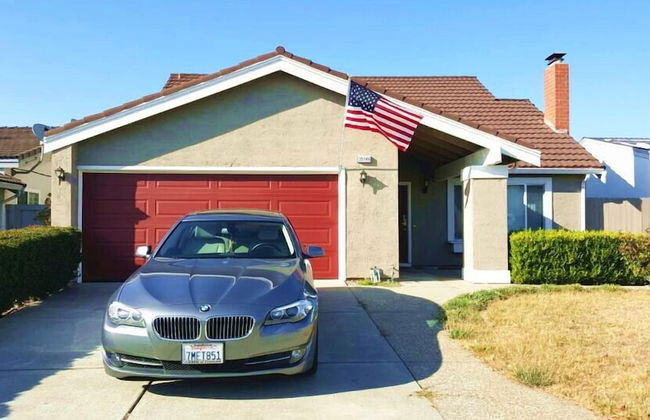 Sunny and Elegant Villa - Photo 26