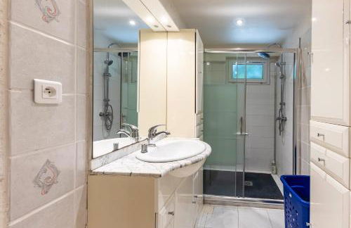 La Bouscarle - Jardin et Piscine Privée - Foto 7