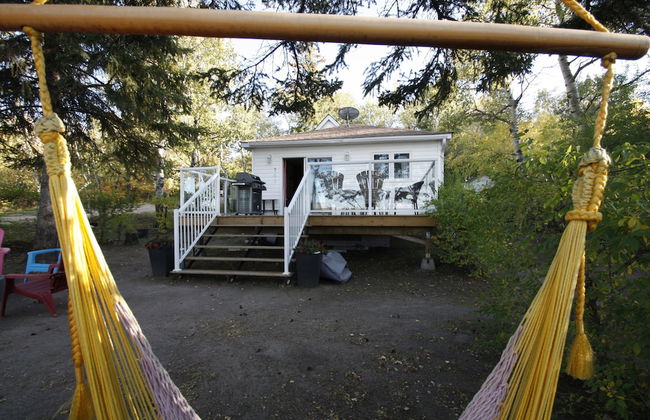 Lakefront Cottage in Manitou Beach - Photo 43