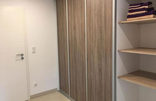 KOMPLETTES FERIENHAUS POTSDAM BERLIN GÄSTEHAUS IN SEENÄHE 95qm2 MONTEURZIMMER - Foto 18