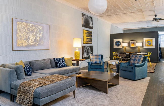 Elegant Edgy Loft on Historic Alley Parking - Foto 7