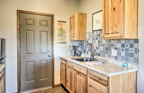 Cozy Elgin Casita with Gas Grill Pets Welcome! - Foto 7