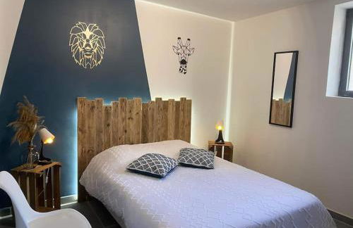 REZ de jardin moderne 4 chambres 8 personnes jardinet - Foto 1