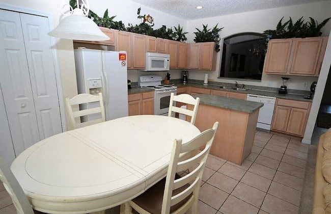 Huge 6-bed Emerald Is Resort- Elite Vacation Homes - Photo 9