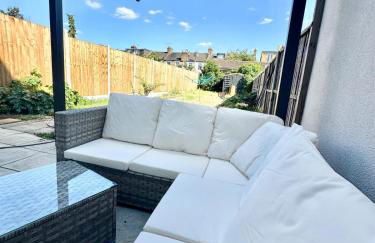 Luxury House in Ilford 21 minute Train journey from Central London - Foto 28