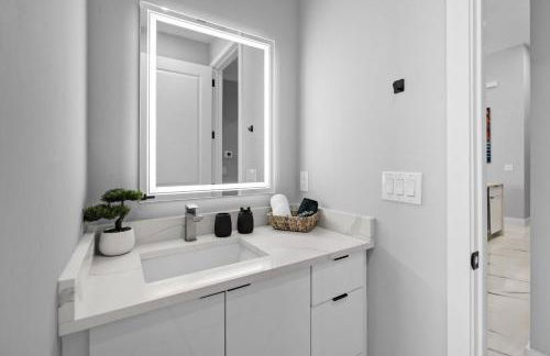 Relax & Play in Cape Coral Pool BBQ Family Fun - Foto 36