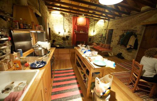 The Mountain House -mountain getaway - Photo 36