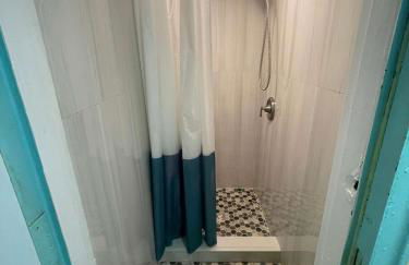 Chelsea Studio 5 - Shared Bathroom - 5th Floor Walk Up - Foto 9