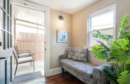 Renovated Historic 4BR House Near Magazine St & Uptown - Photo 19