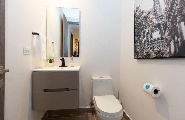 The Elegant Condo by Acomodo - Photo 9