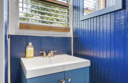 Twin Pines Retreat - Lake, Firepit and Games - Foto 72