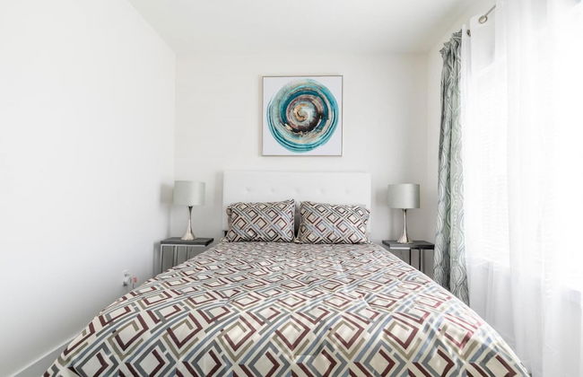 4BR 3BA Townhouse on Lake Ontario Free Parking Gym - Foto 35