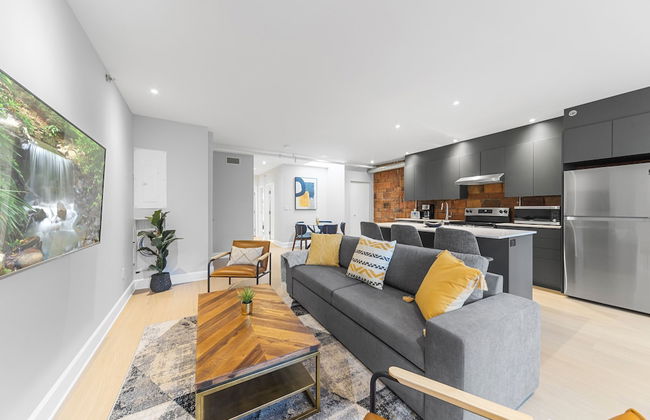 Elegant Suites De La Montagne- Dtwn Mtl - Photo 39