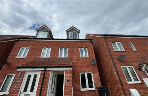 Bolehyde House, Sleeps 6, 3 Bedrooms, North Swindon location, Parking - Foto 20