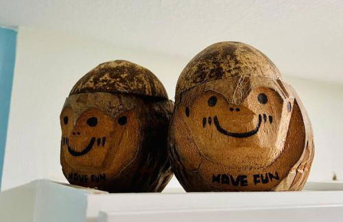 Luxury 2/2 private oasis w/Hot Tub walk to Beach - Foto 37