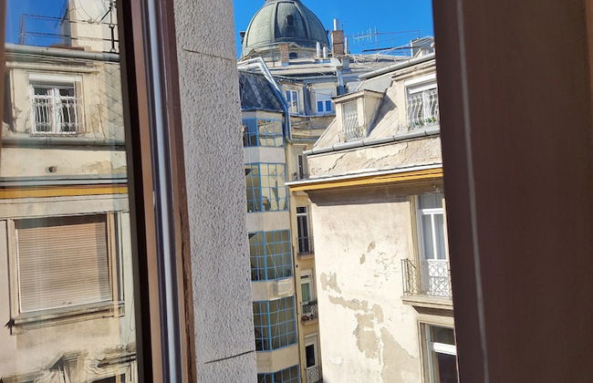 Real Apartments Andrassy - Foto 18