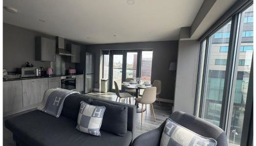 Monarchs Quay Arena Apartments by Happy Days - Foto 2