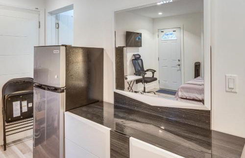 Work and Play! North Hills Studio 15 Mi to Hollywood - Foto 10