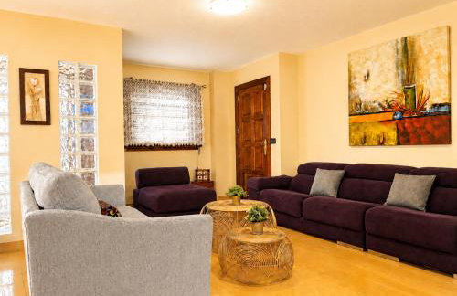 Casa Con Piscina en el Centro - Photo 29