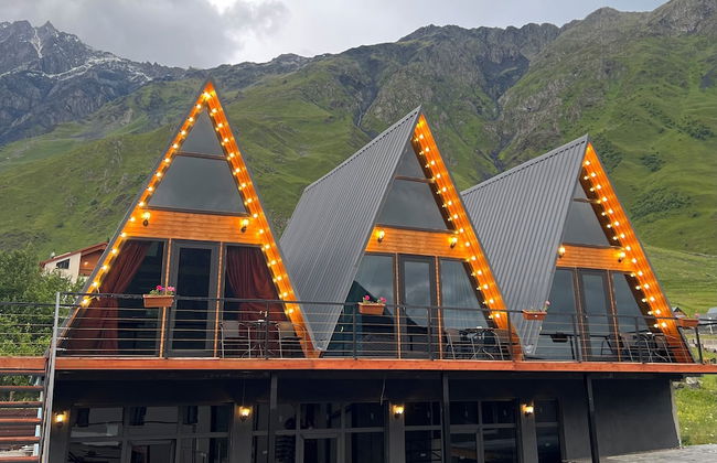 PYRAMID KAZBEGI - Foto 1