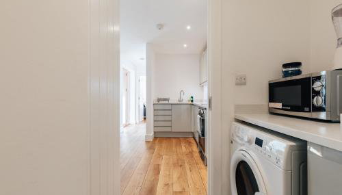 Redland Stay In Bespoke Home 2 of 2 - Foto 3