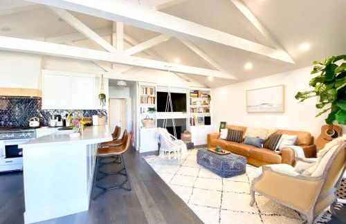 Channel Islands Beach Retreat - Photo 17