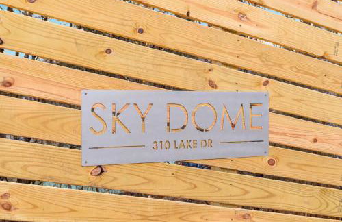 Sky Dome - Romantic Stay, Hot Tub, Wi-Fi, AC & Heat - Photo 24