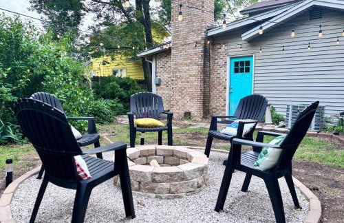 CollegeHill ~ King, Firepit, Theater ~ NearWesley - Foto 24