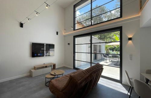 Spacious Luxury Modern Villa with Pool, Beaches and Garden - Foto 38