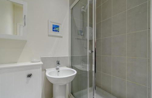2 Bed in Penally Near Tenby oc-g28130 - Photo 22
