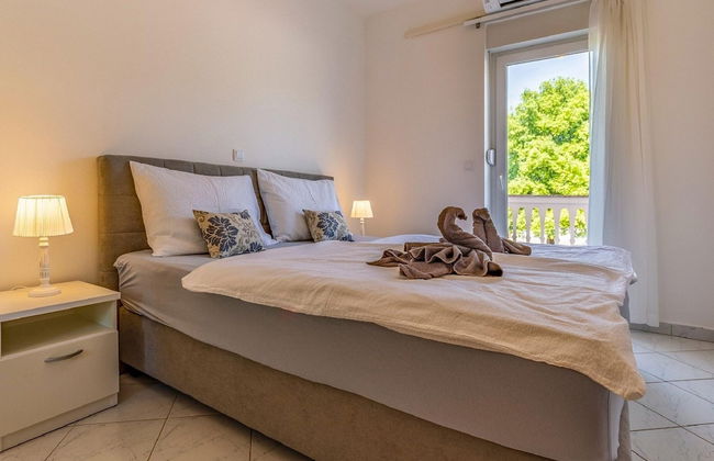 Alluring Apartment in Banjole near Beach & Island - Foto 2