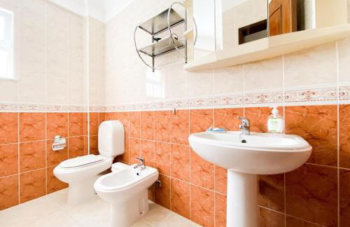 Simple Beach Lovers' Retreat in Espiche #1888 - Foto 7