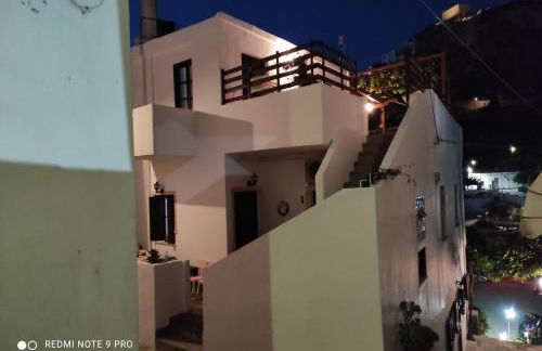 Sofia Skyros - Photo 16