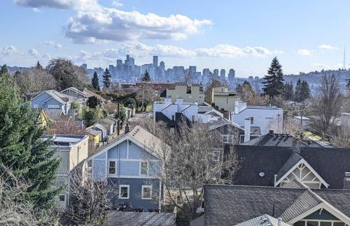 A premier smart condo with parking - Foto 32