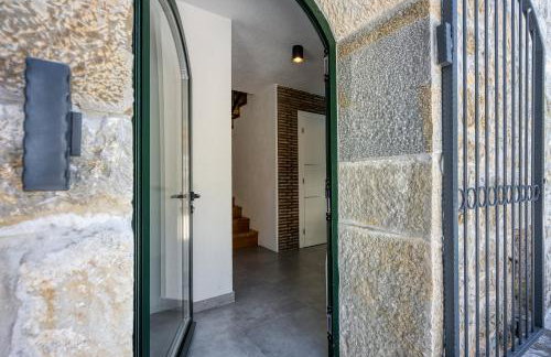 Stone Villa Galant with Pool - Happy Rentals - Foto 28