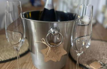 Entire Private Apartment with Kitchen and Lounge - Foto 23