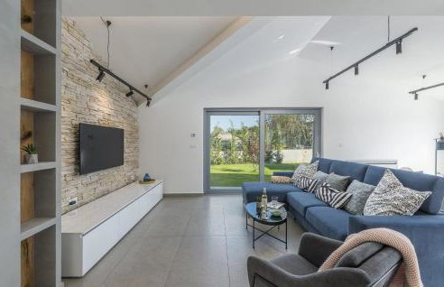 Villa Aurelia near Labin for 9 persons with heated 60 m2 pool, wellness & kids playground - Foto 26