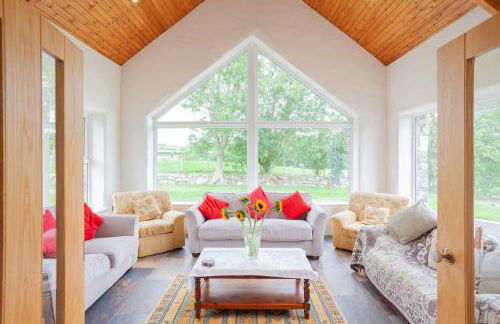 Beautiful mountain views & private hot tub - Foto 12